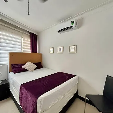 Laguito Comodo Loft Frente A La Piscina 2hab 5pax * Cartagena